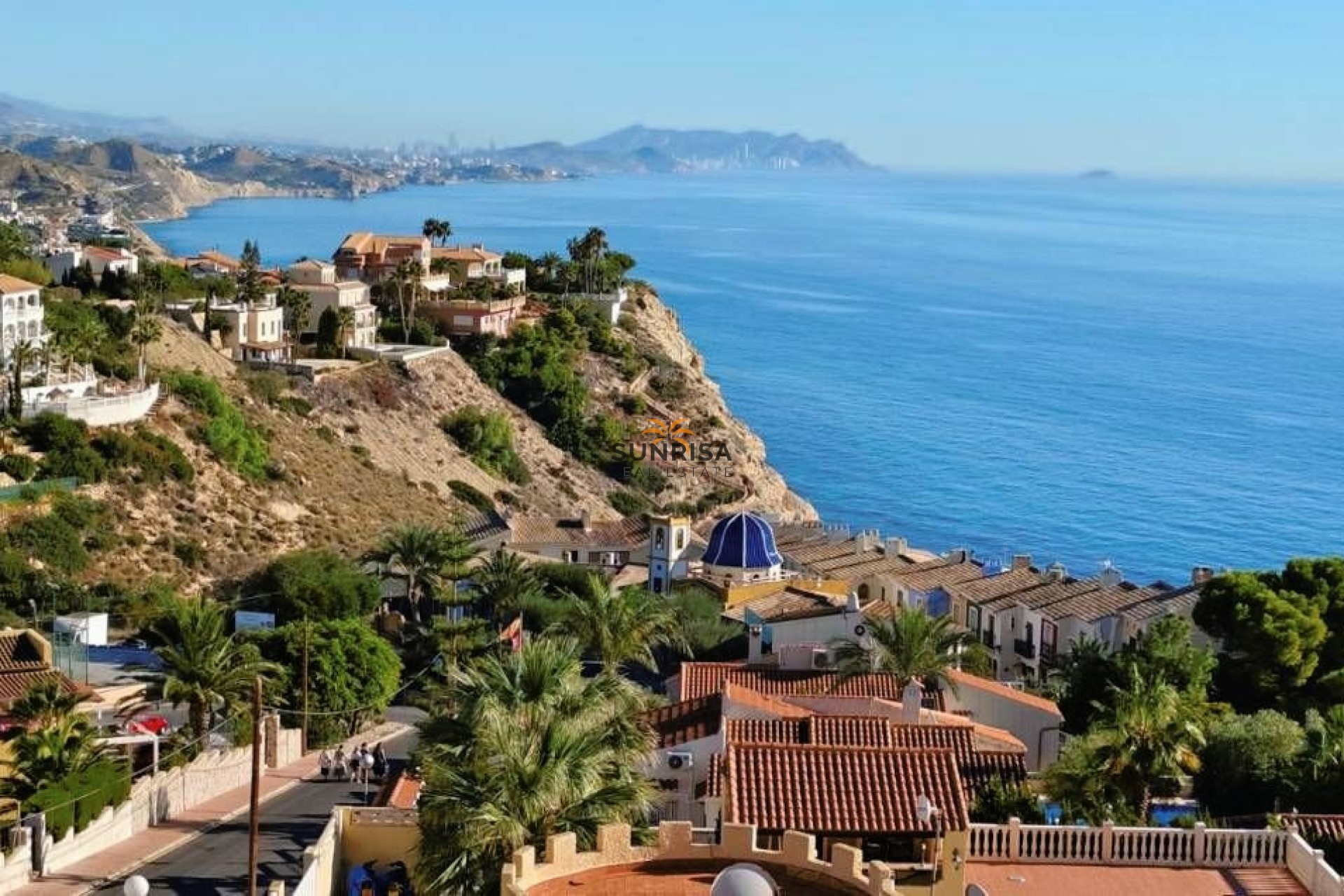 Resale - Villa - El Campello