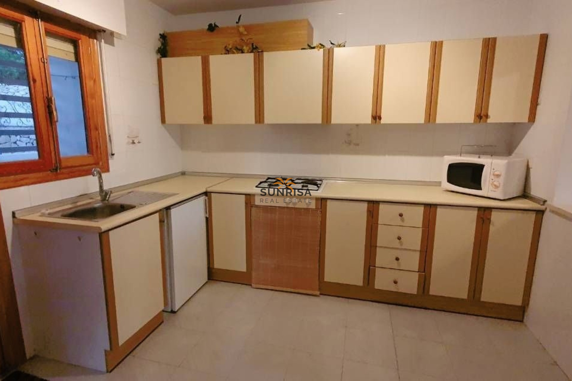 Resale - Villa - El Campello