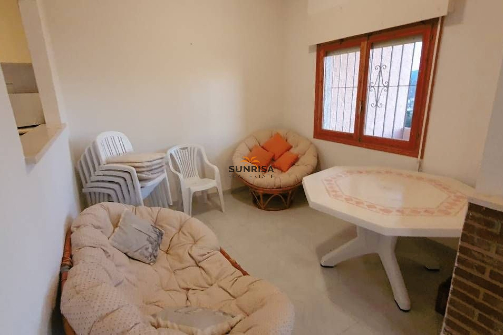 Resale - Villa - El Campello