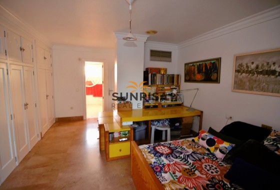 Villa · Herverkoop - Torrevieja · Alicante · Spanje