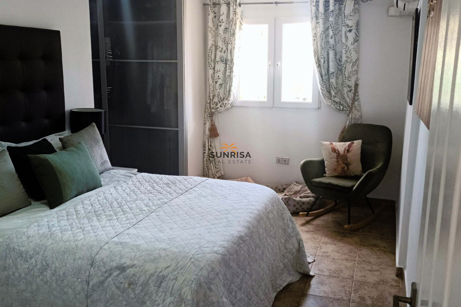 Herverkoop - Villa - Orihuela Costa
