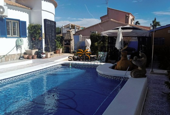 Villa · Herverkoop - Orihuela Costa · Alicante · Spanje