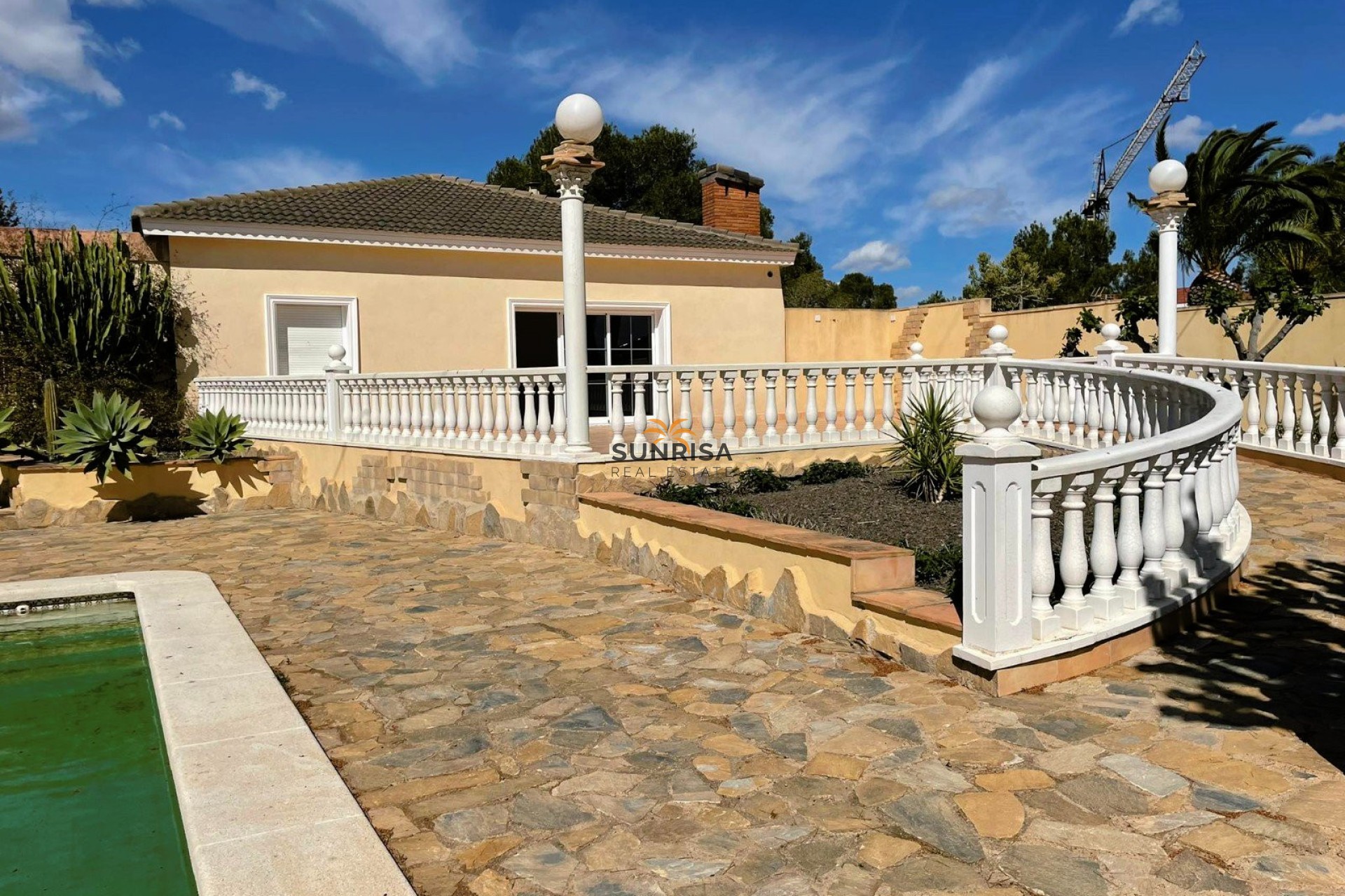 Herverkoop - Villa - Orihuela Costa