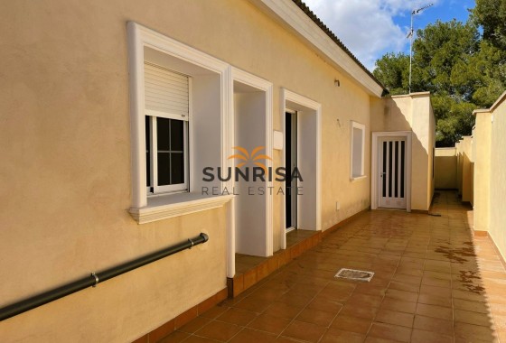 Villa · Herverkoop - Orihuela Costa · Villamartín · Alicante · Spanje