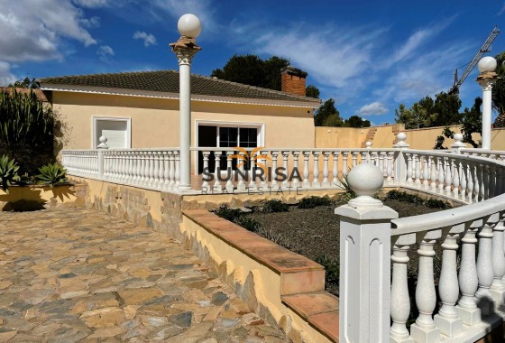 Villa · Herverkoop - Orihuela Costa · Villamartín · Alicante · Spanje