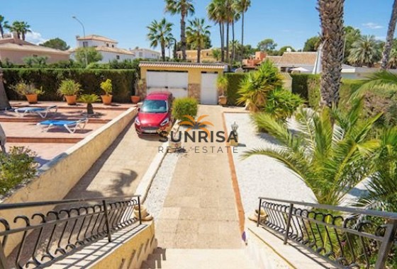 Villa · Herverkoop - Villamartin · Alicante · Spanje
