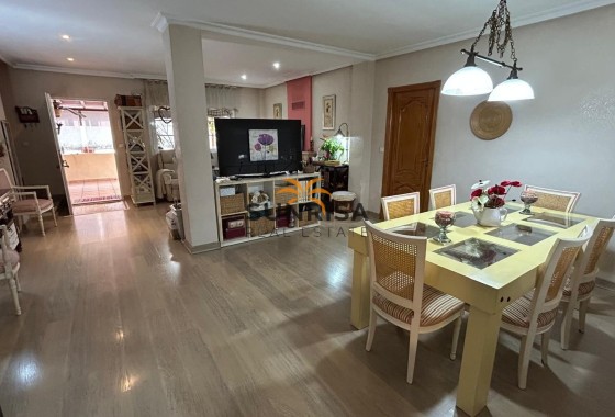 Villa · Revente - Montesinos · Los Montesinos · Alicante · Espagne