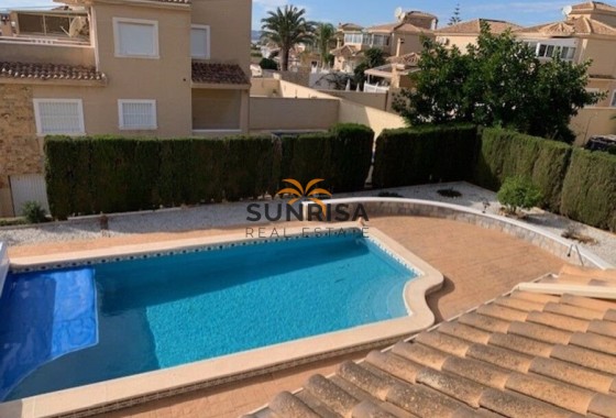 Villa · Herverkoop - Torrevieja · Alicante · Spanje