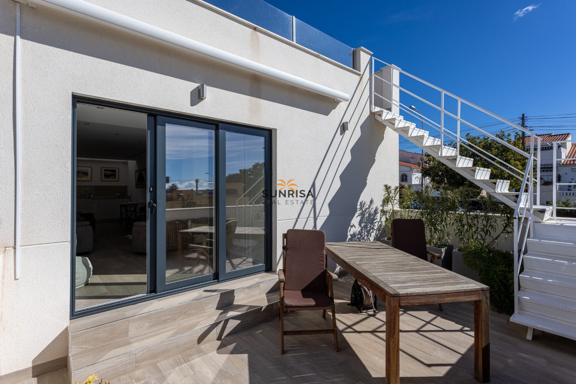 Herverkoop - Herenhuis - Torrevieja