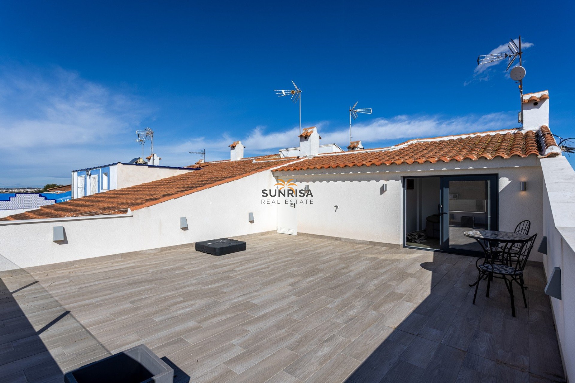 Herverkoop - Herenhuis - Torrevieja