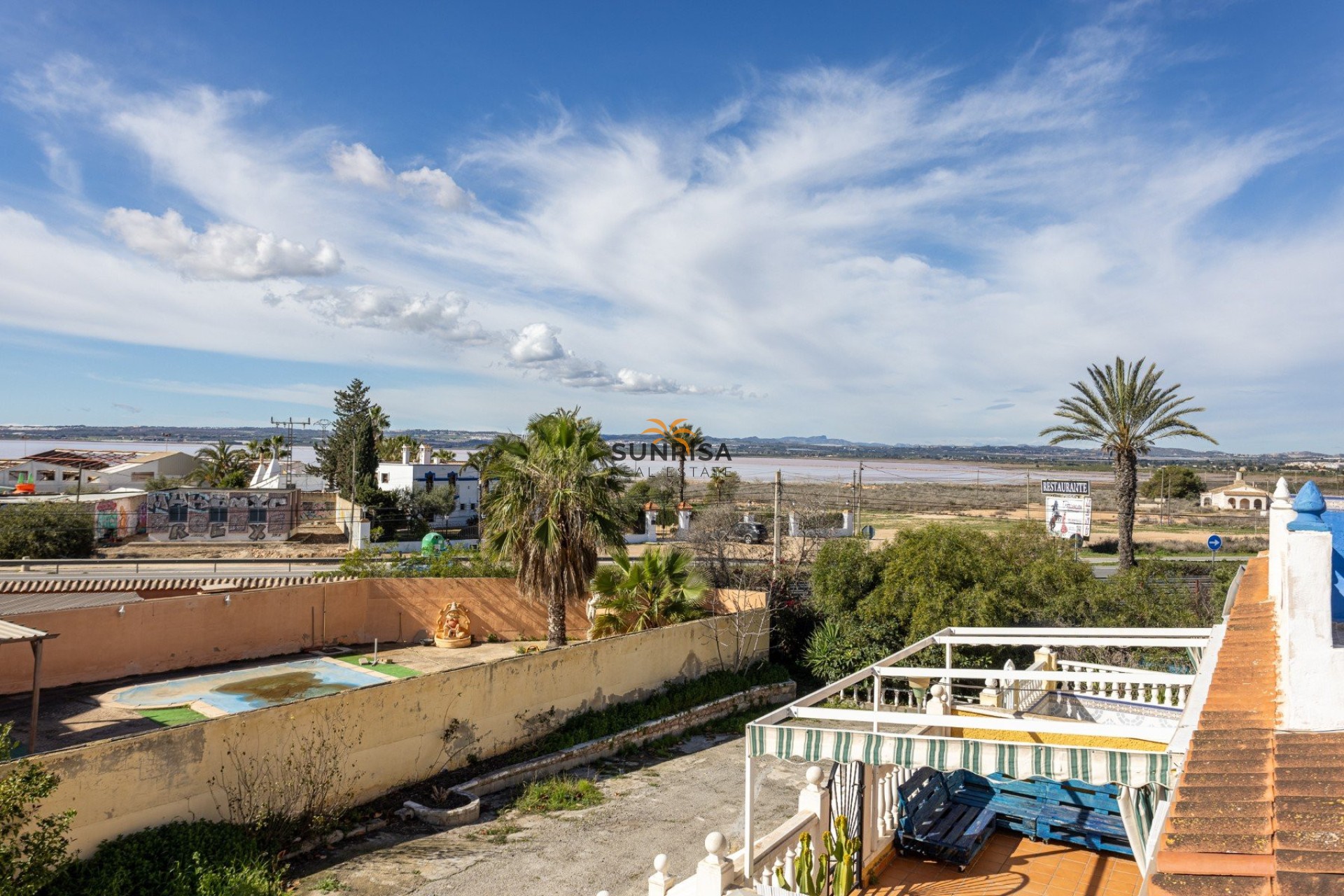 Herverkoop - Herenhuis - Torrevieja