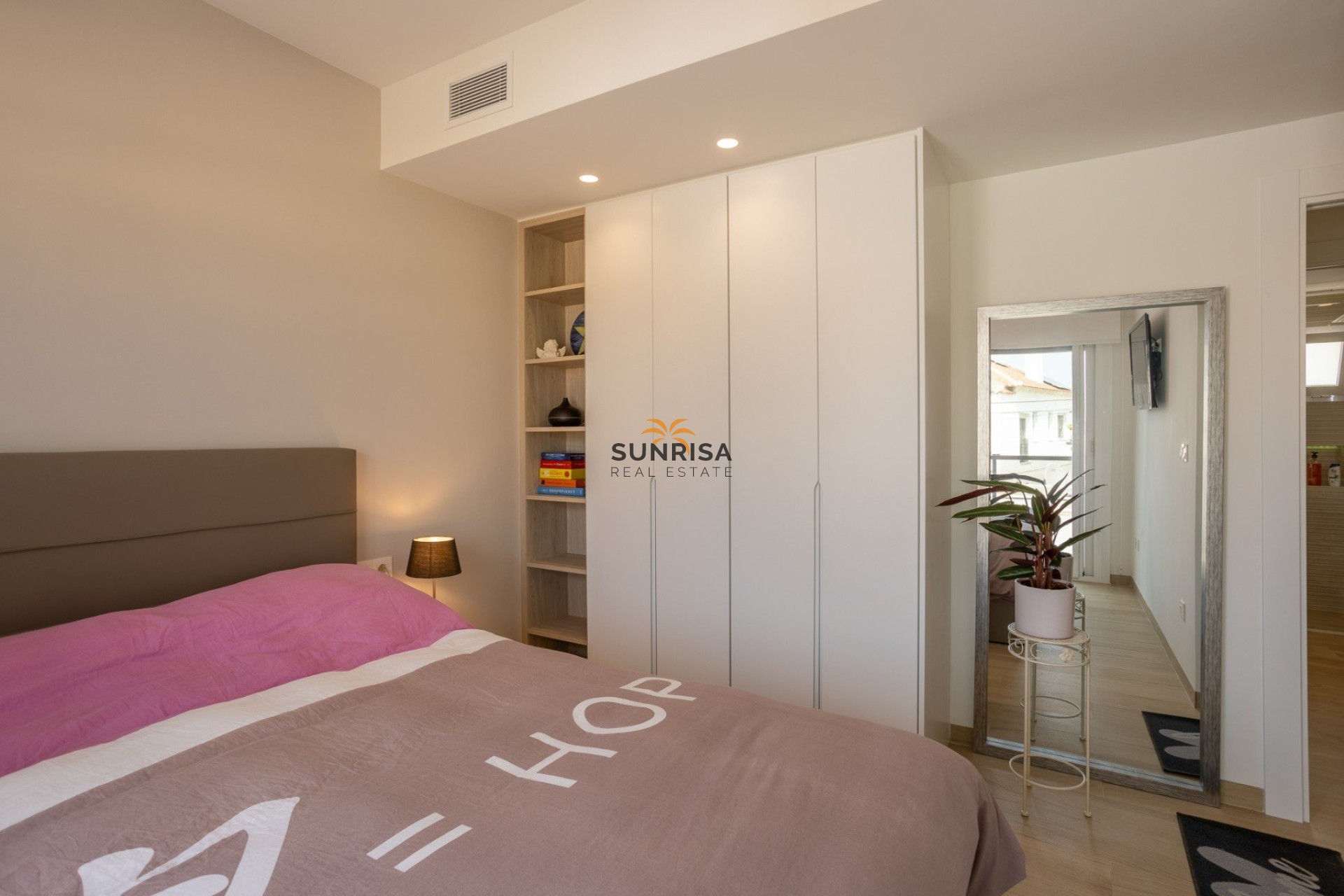 Reventa - Villa - San Miguel de Salinas