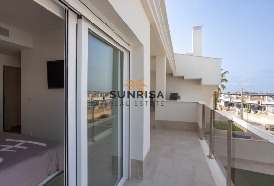 Villa · Herverkoop - San Miguel de Salinas · Alicante · Spanje
