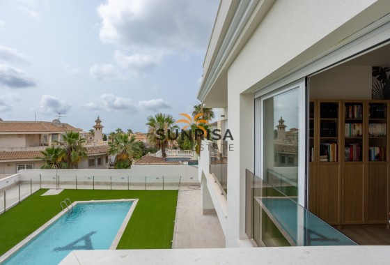 Villa · Herverkoop - San Miguel de Salinas · Alicante · Spanje