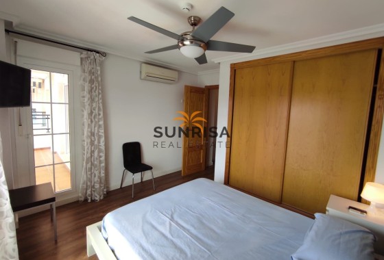 Apartamento · Reventa - Mil Palmeras · Alicante · España