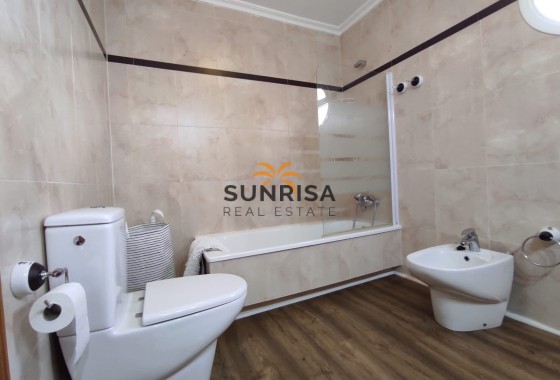 Apartamento · Reventa - Mil Palmeras · Alicante · España