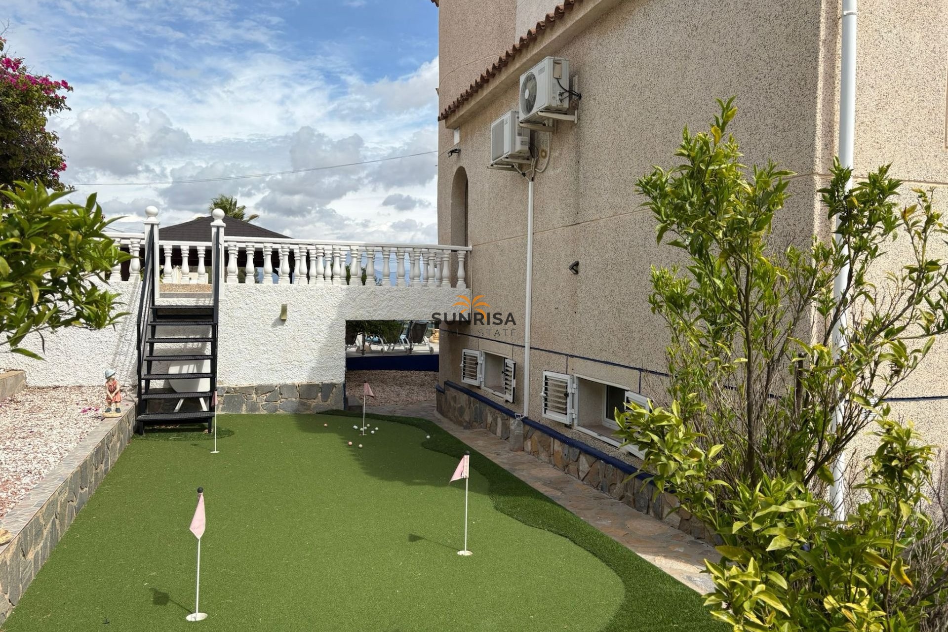 Resale - Villa - Almoradí