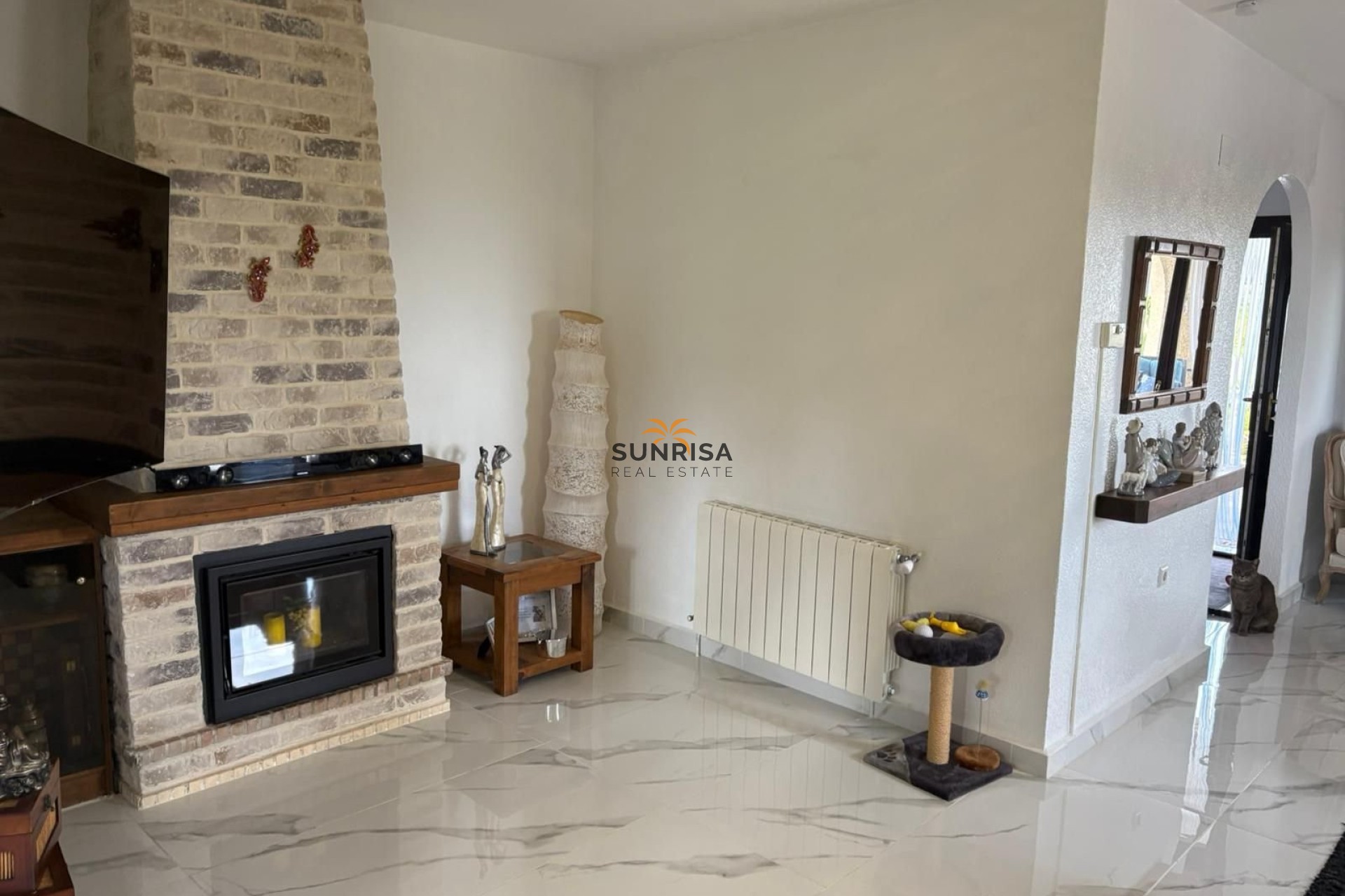 Resale - Villa - Almoradí