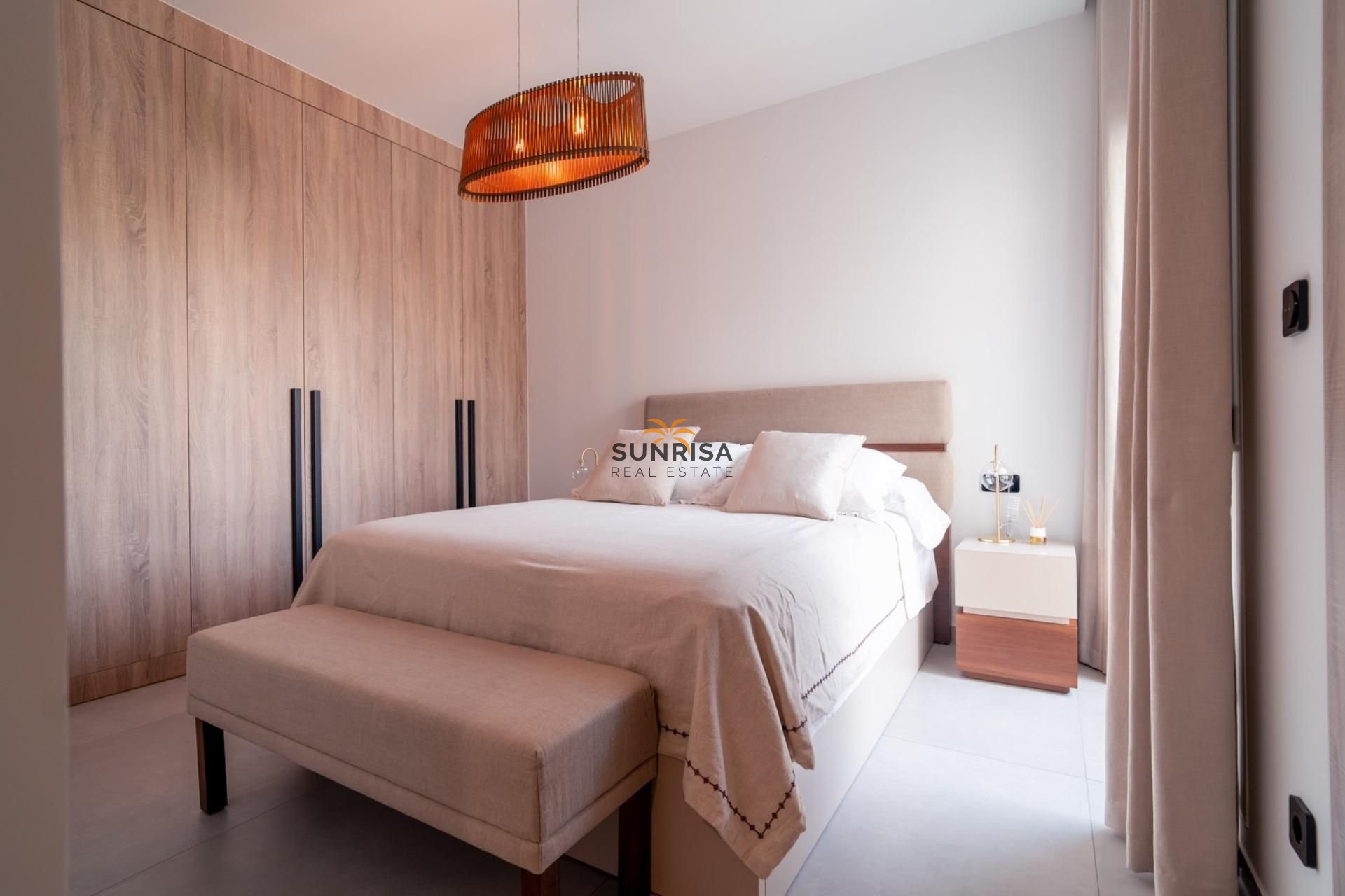 Resale - Villa - Algorfa