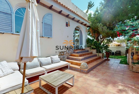 Villa · Revente - Orihuela Costa · Alicante · Espagne
