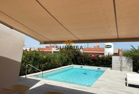 Villa · Revente - Algorfa · La Finca Golf Resort · Alicante · Espagne