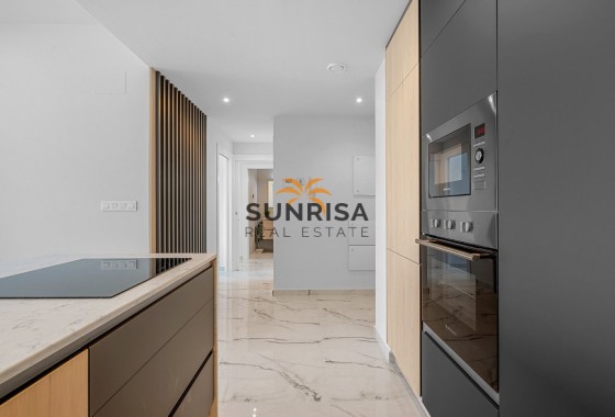 Apartment · Resale - Torrevieja · Alicante · Spain