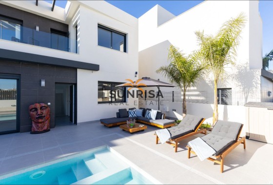 Villa · Herverkoop - Algorfa · La Finca Golf Resort · Alicante · Spanje