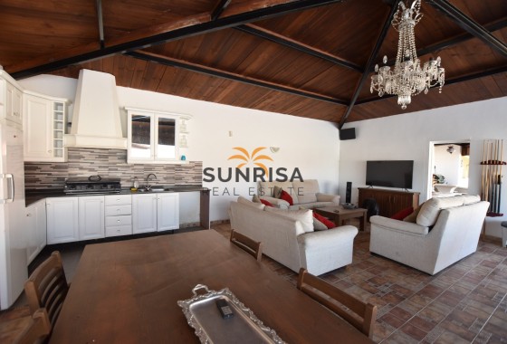 Finca · Herverkoop - Heredades · Alicante · Spanje