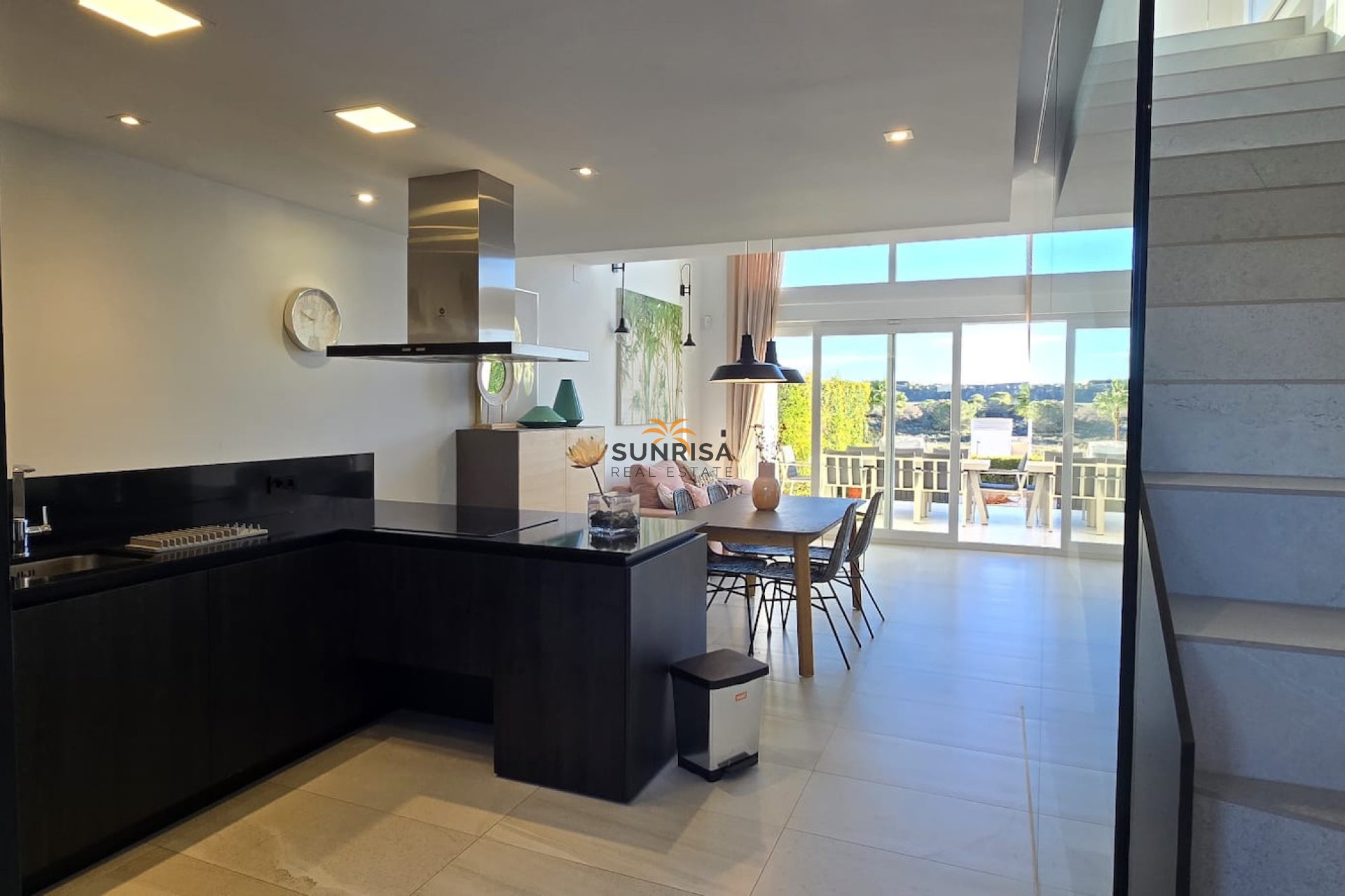 Resale - Villa - Algorfa