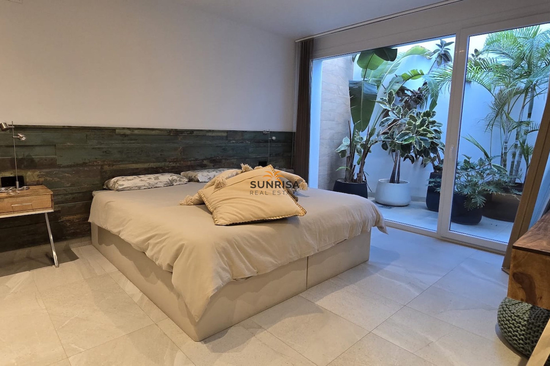 Resale - Villa - Algorfa