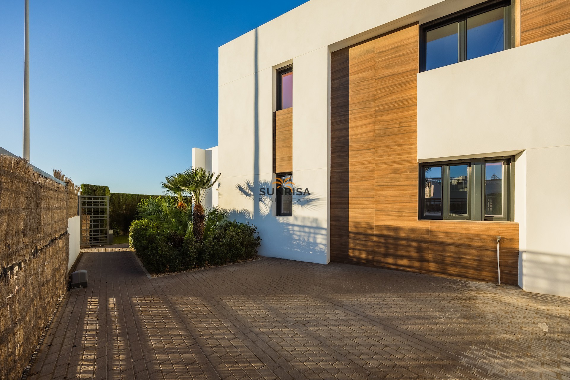 Resale - Villa - Algorfa