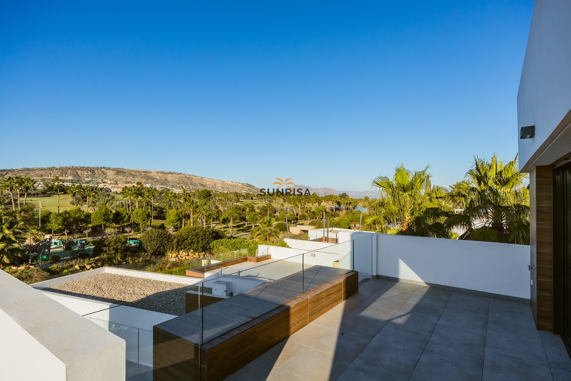 Resale - Villa - Algorfa