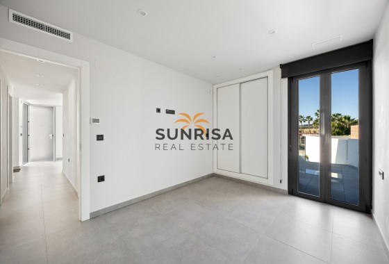 Villa · Revente - Algorfa · La Finca Golf Resort · Alicante · Espagne
