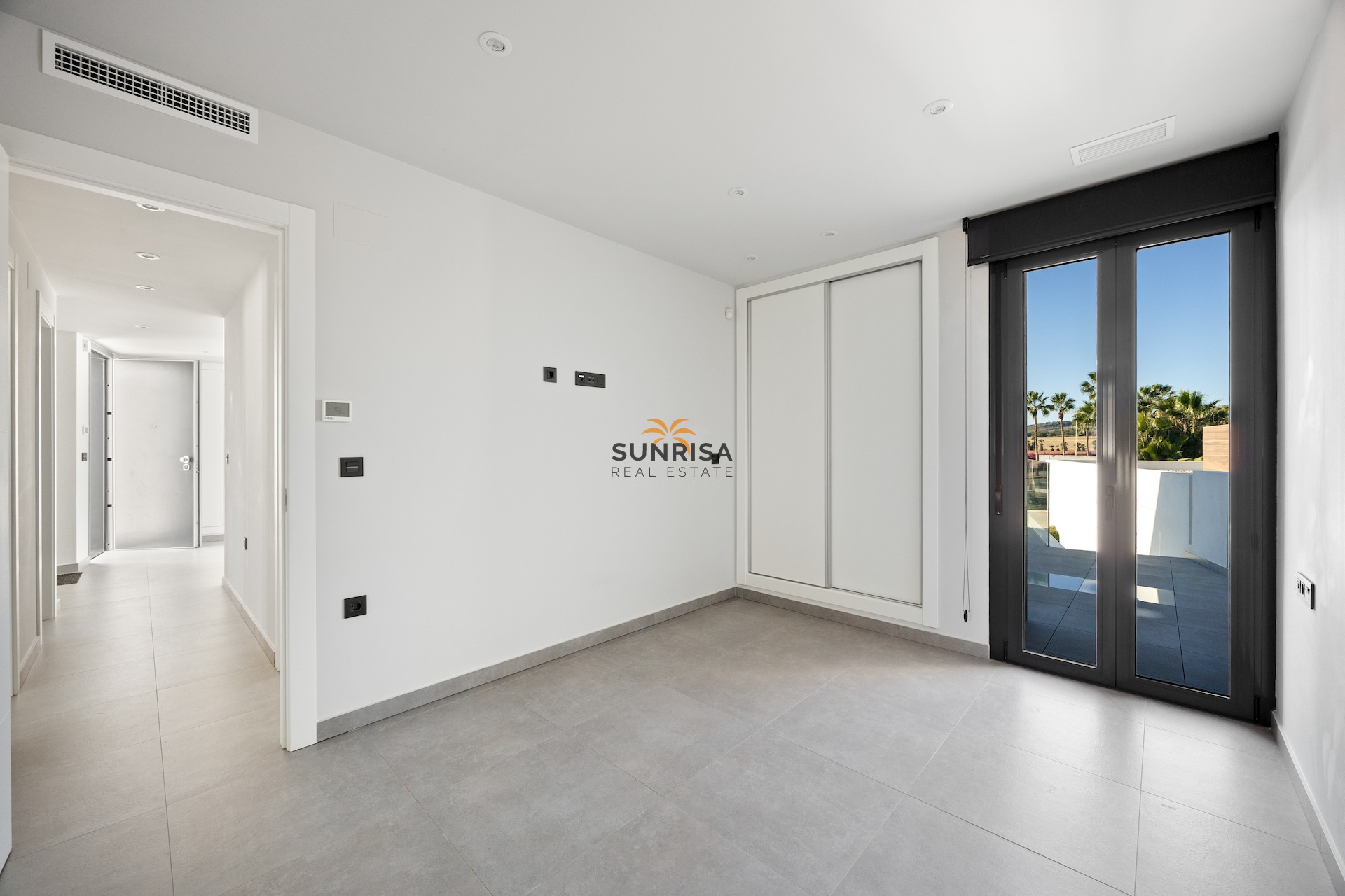 Resale - Villa - Algorfa