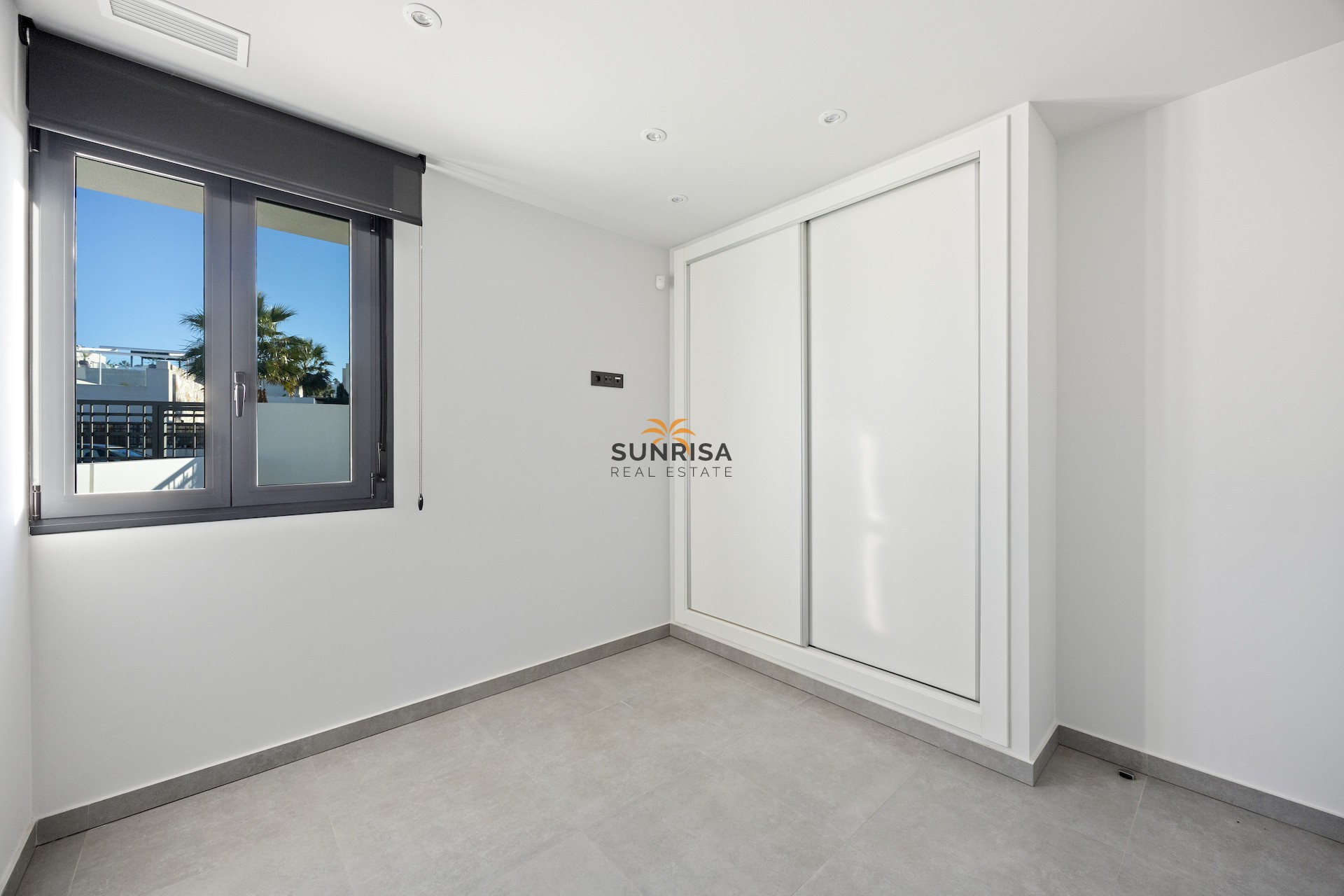 Resale - Villa - Algorfa