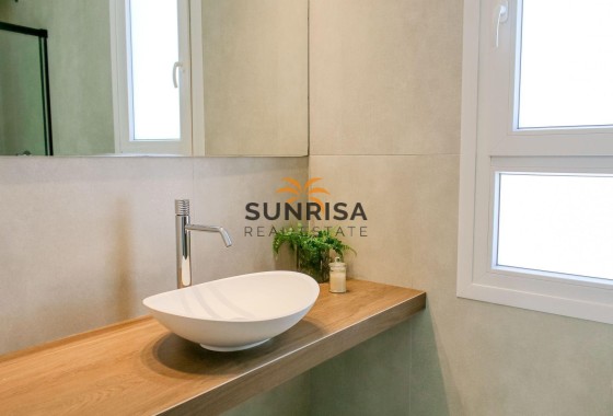 Villa · New Build - Algorfa · La Finca Golf Resort · Alicante · Spain