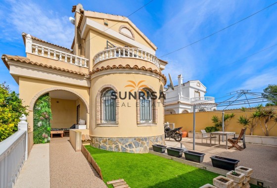Villa · Herverkoop - Cabo Roig · Alicante · Spanje