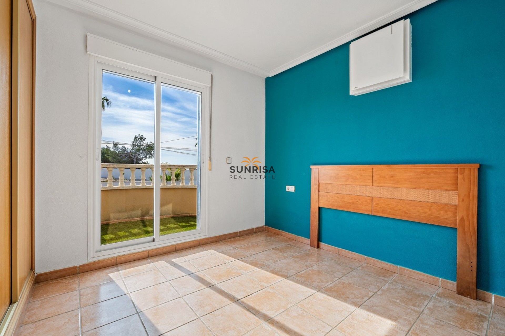 Herverkoop - Villa - Cabo Roig