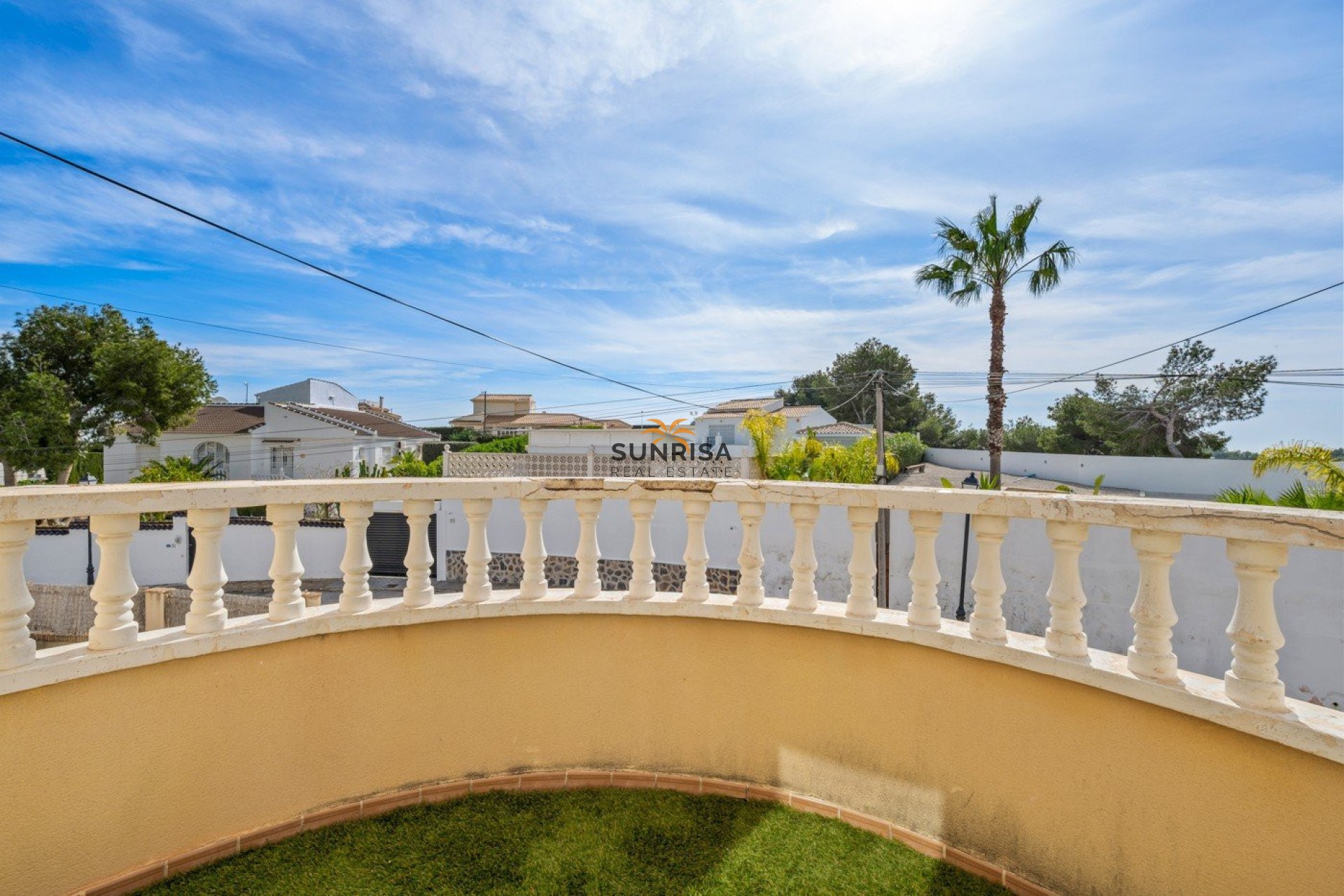 Herverkoop - Villa - Cabo Roig