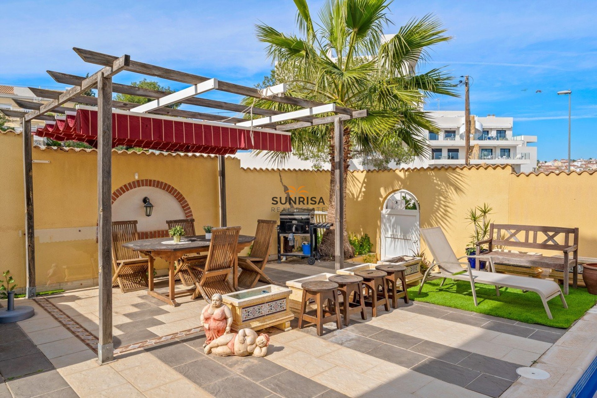 Herverkoop - Villa - Cabo Roig