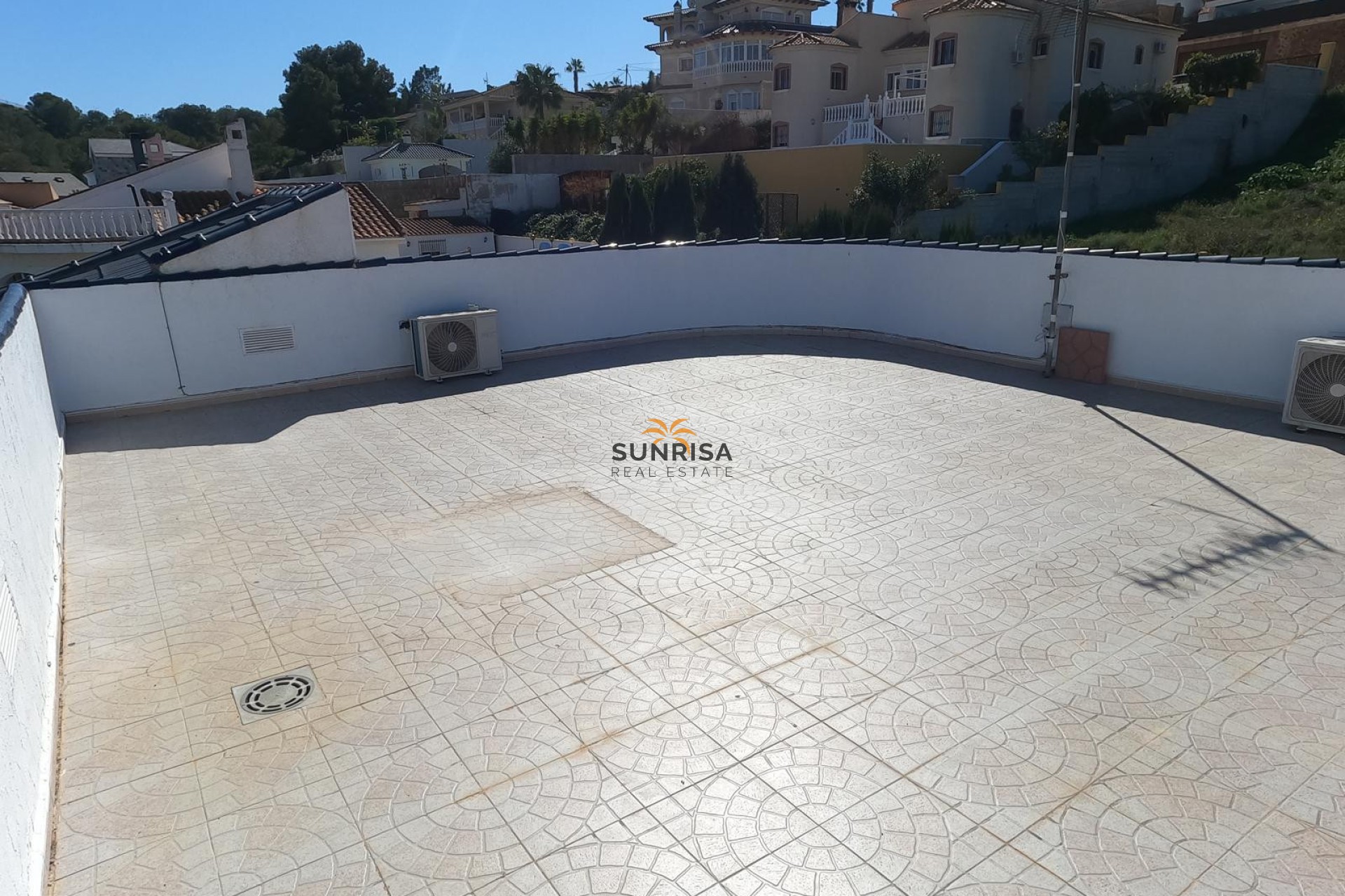 Resale - Villa - Algorfa