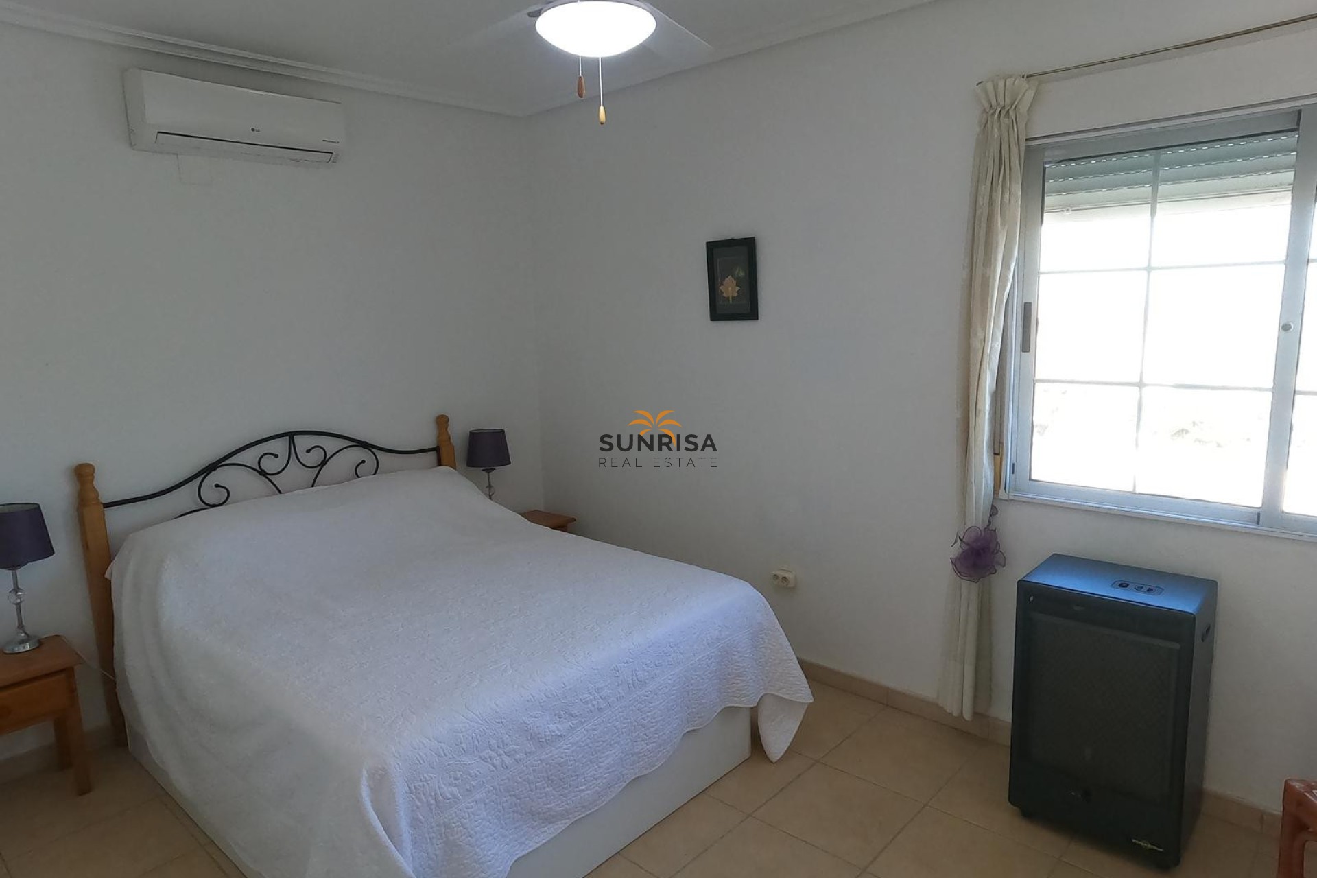 Resale - Villa - Algorfa