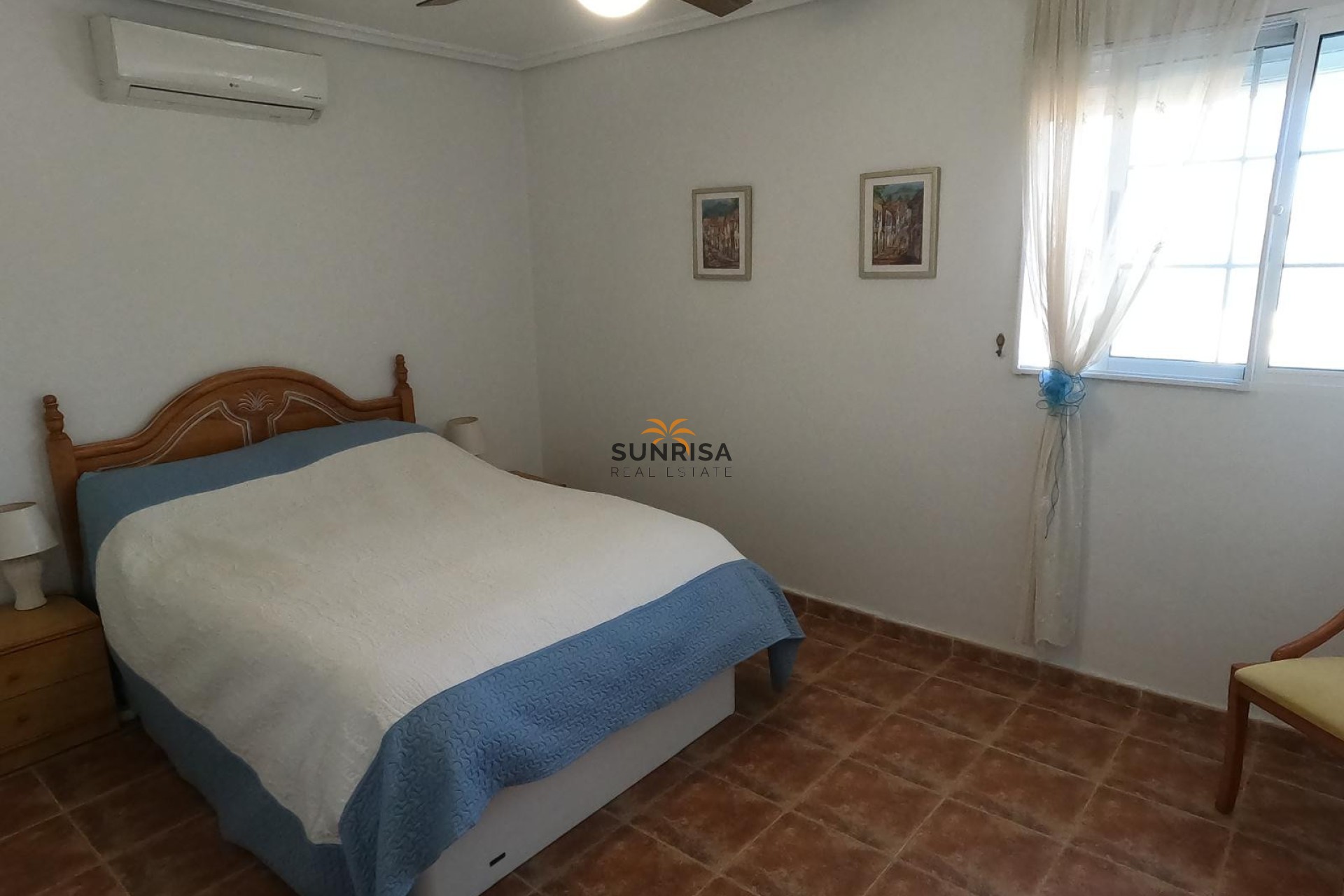 Resale - Villa - Algorfa