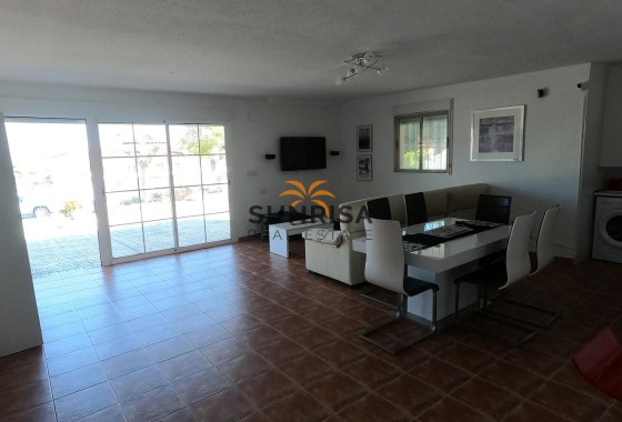 Villa · Herverkoop - Algorfa · Alicante · Spanje