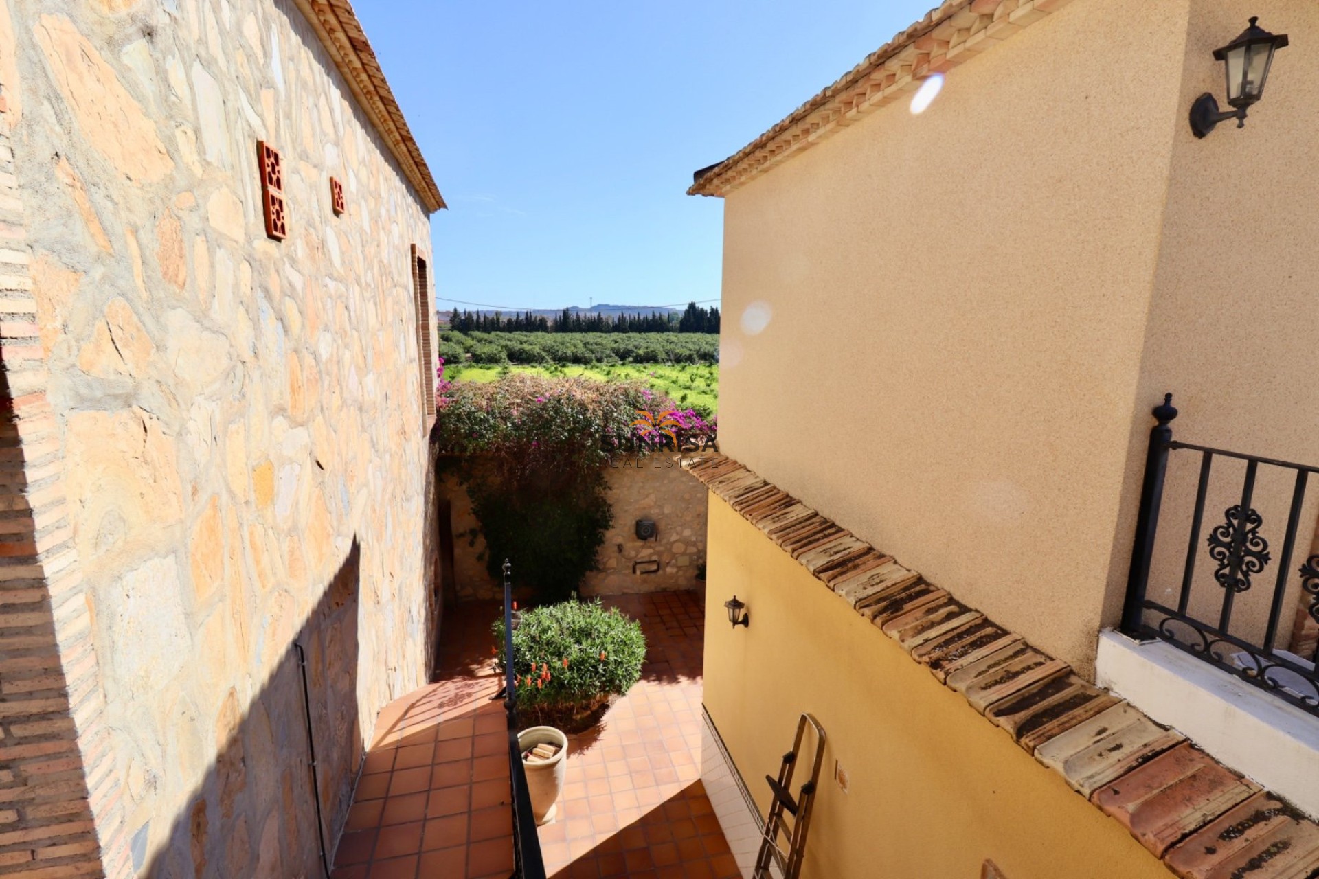Revente - Maison de campagne - Rojales