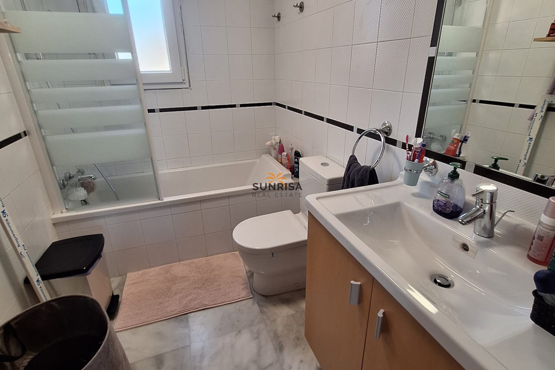 Resale - Villa - Algorfa