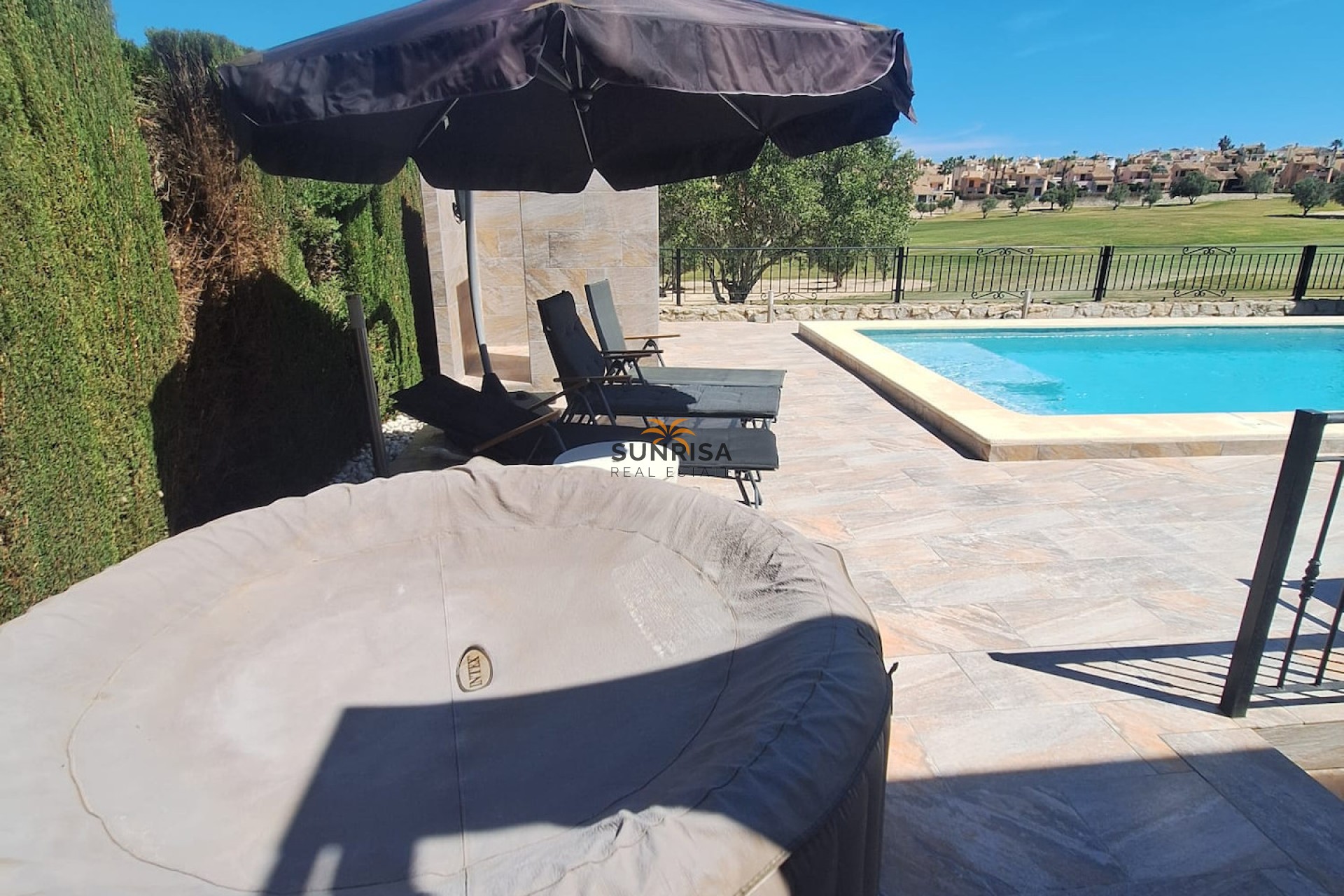 Resale - Villa - Algorfa
