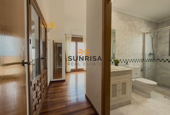 Villa · Revente - Algorfa · La Finca Golf Resort · Alicante · Espagne