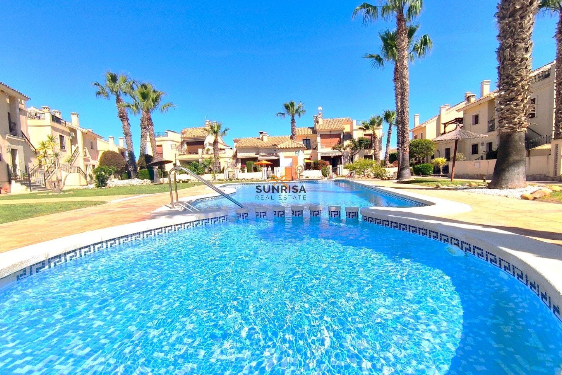 Resale - Bungalow - Algorfa