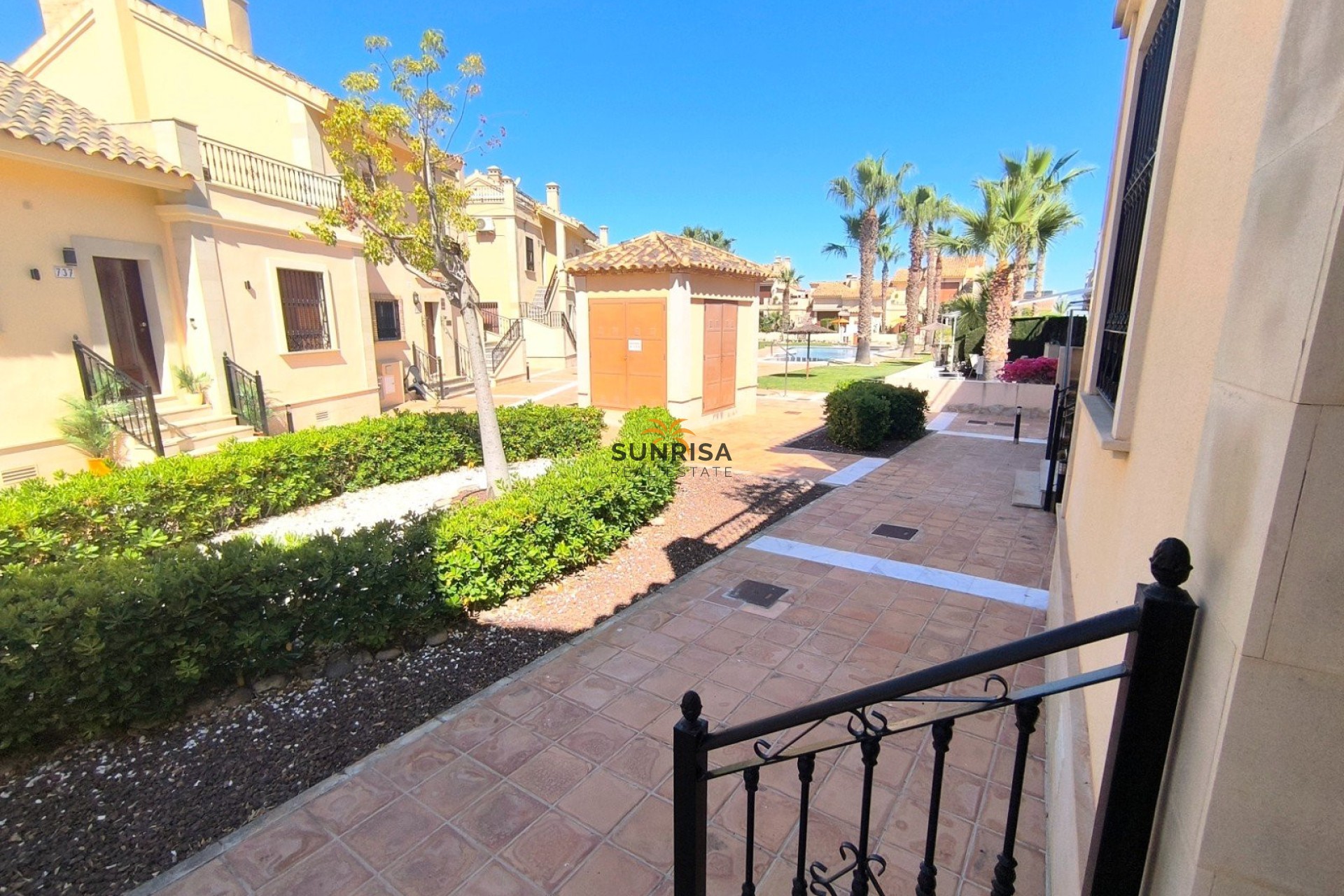 Resale - Bungalow - Algorfa